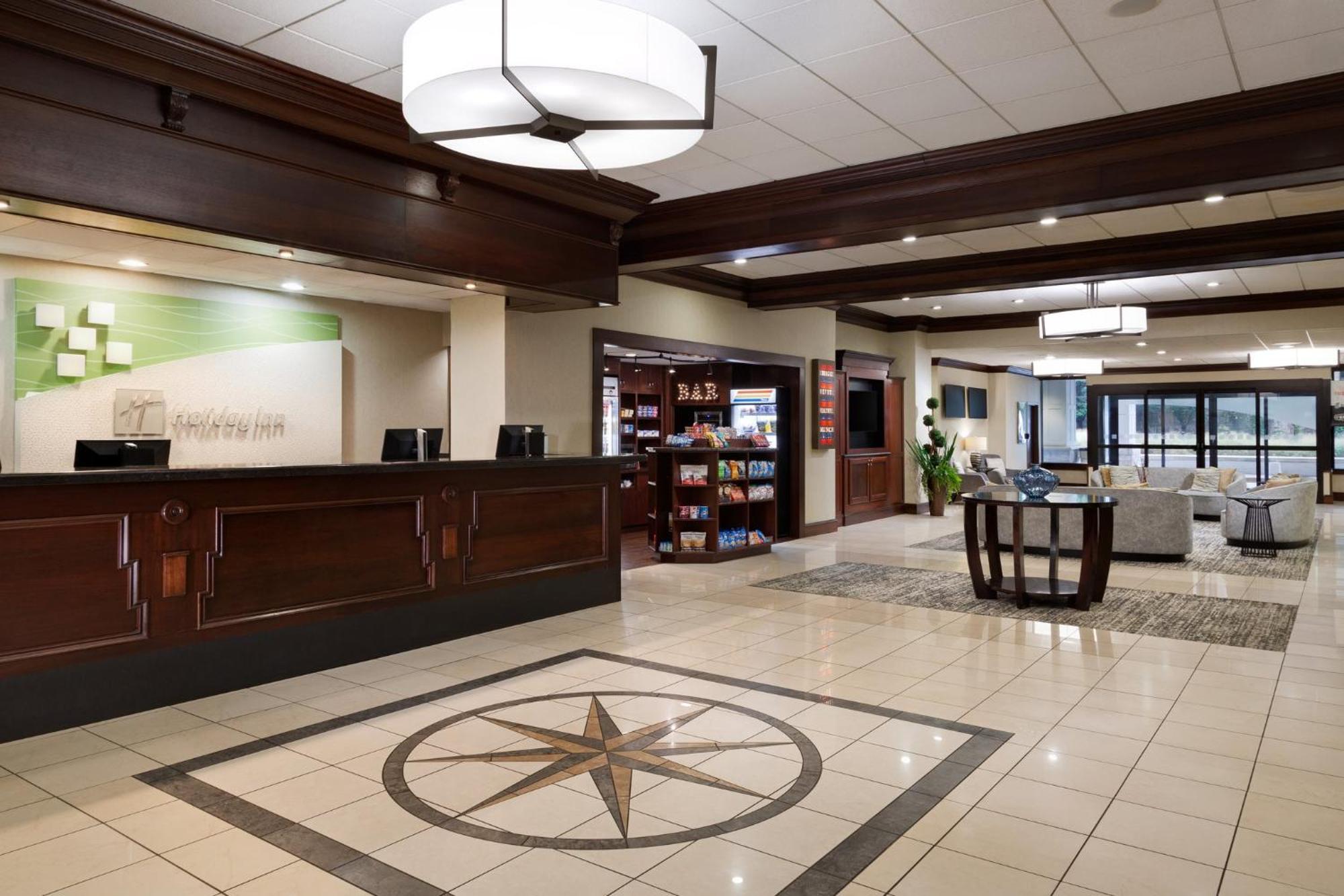 National Airport/crystal By Ihg Hotel 3*