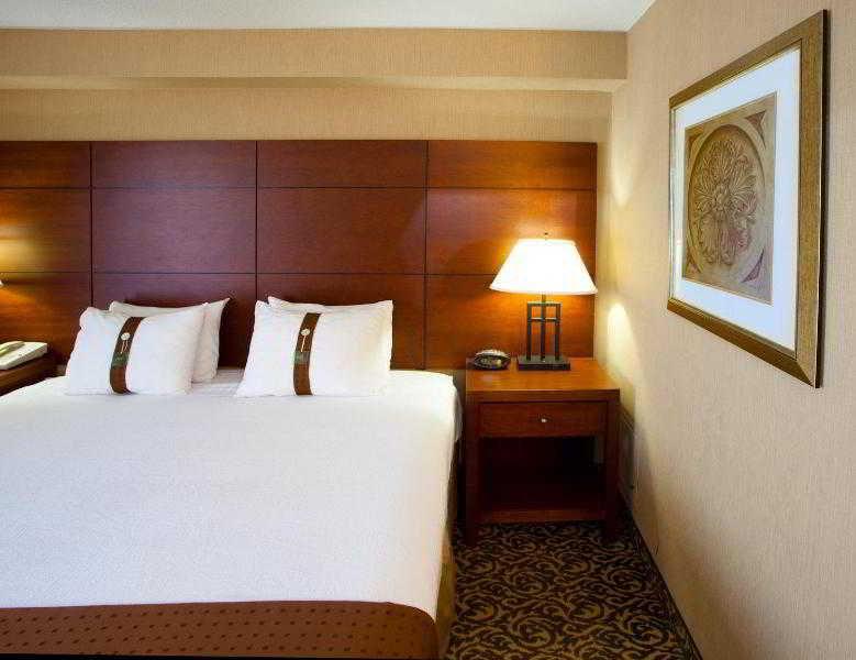 National Airport/crystal By Ihg