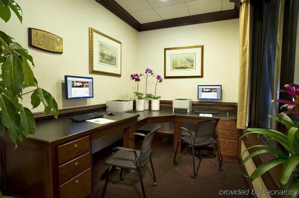 National Airport/crystal By Ihg Hotel Arlington